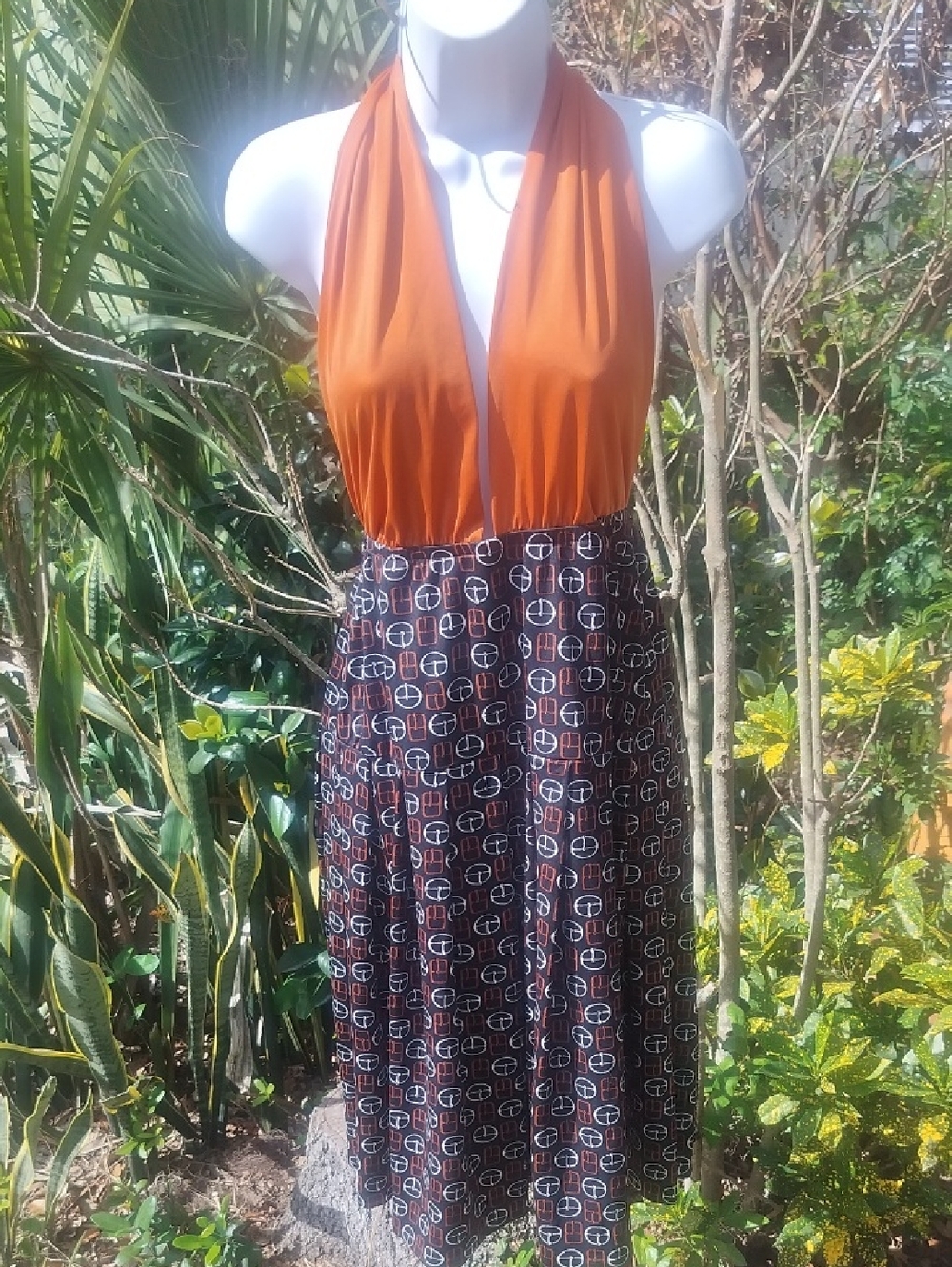 Vintage '70s Sexy Halter Dress Midi Dress with Geometric Printed Skirt Medium